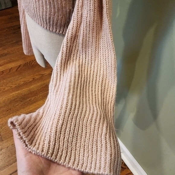 Fashion Nova Off The Shoulder Crop Top Pink Sweater Size Small‎ New With Tags - Picture 5 of 14